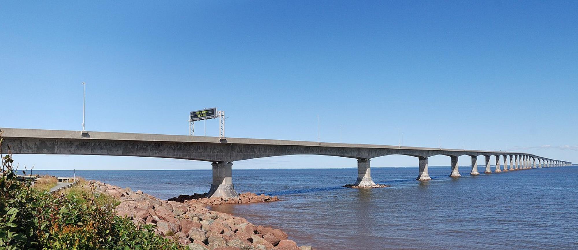 7 невероятных мостов мира, похожих на фантастику или сказку