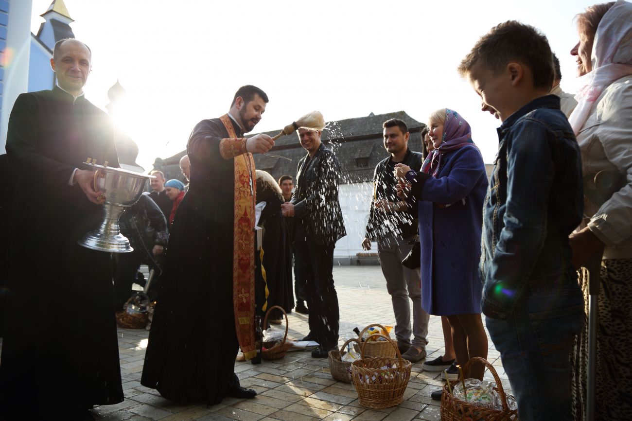 Великдень 2025 у Києві: де святити паски та коли йти до церкви (розклад служб)