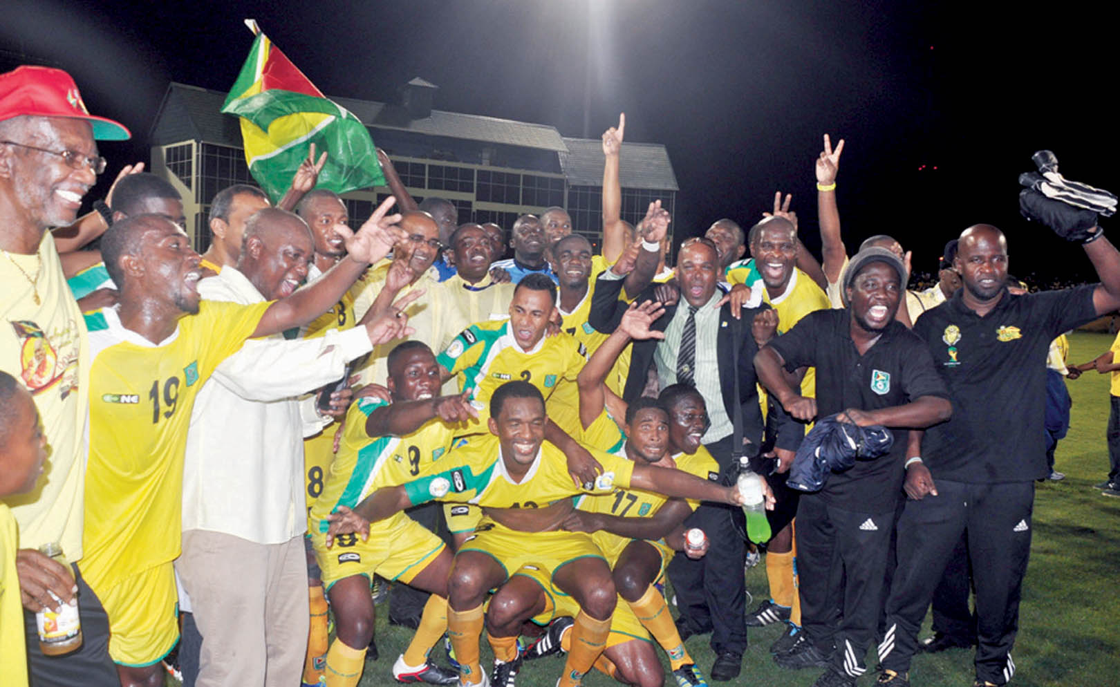 Гаяна змінила англійський футбол: гей-рекордсмен, одноклубник українця і брати-середняки