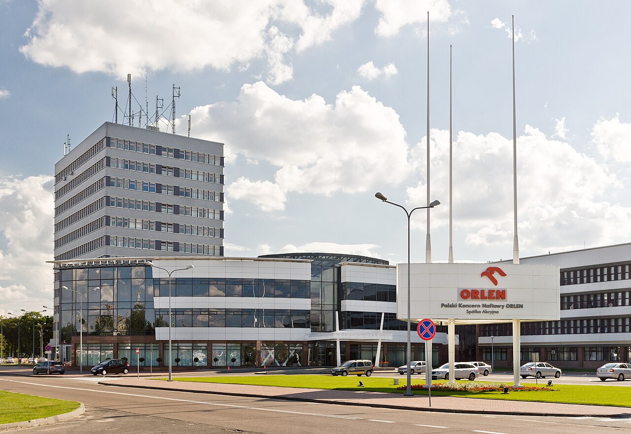 Співпраця "Укрнафти" з Orlen та SOCAR: експерт назвав головні ризики