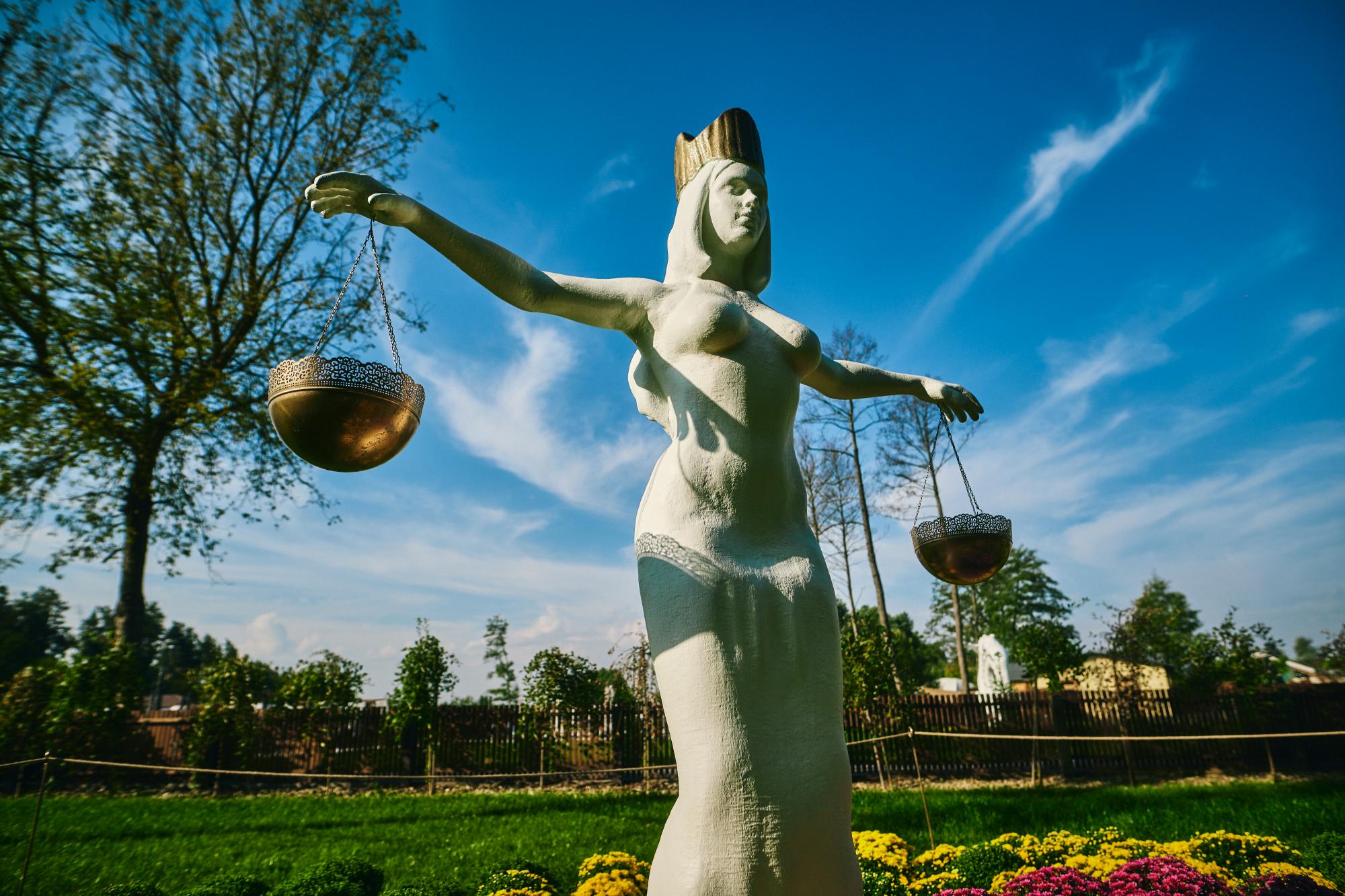 Под Киевом открылась фантастическая выставка цветов: как туда попасть с семьей