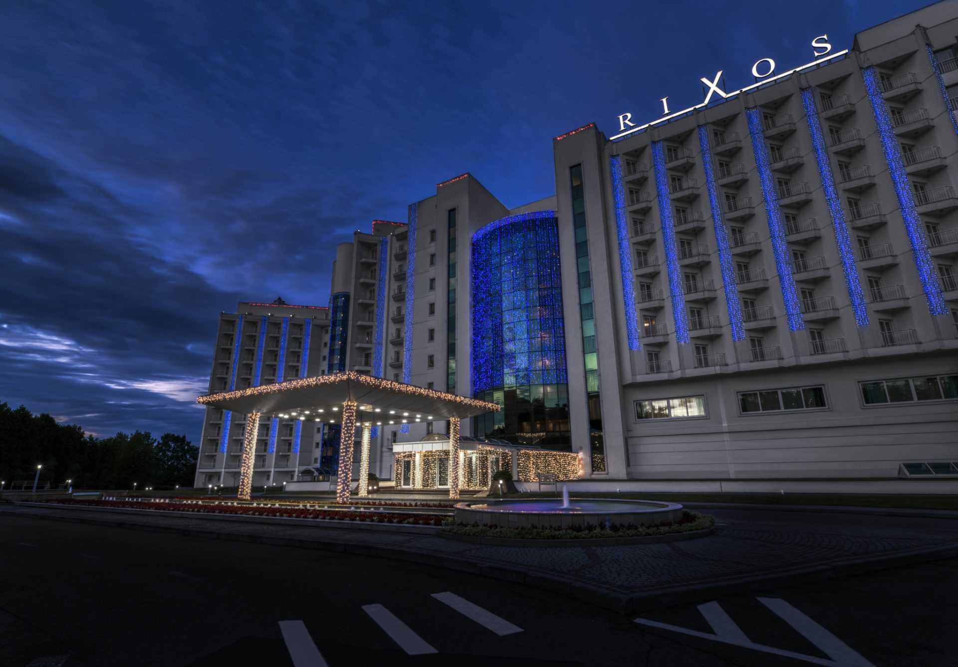 Смотрите, как выглядит элитный отель в Трускавце, где заседают "слуги народа"