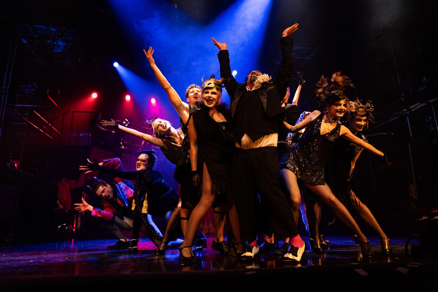 &quot;Не верю, что это со мной происходит&quot;. Елена Коляденко - об уникальности мюзикла &quot;Кабаре&quot; и о сбывшейся детской мечте