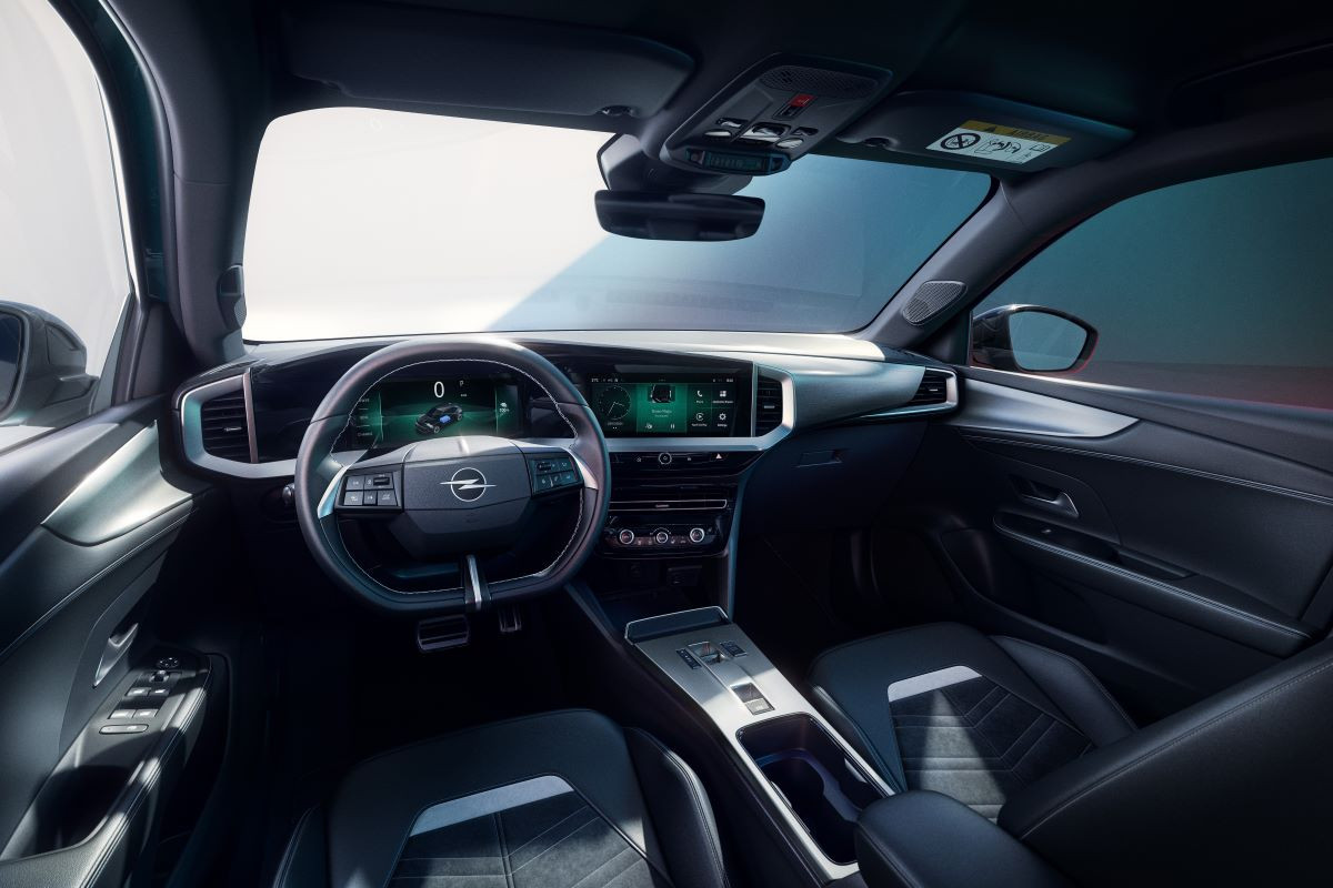 Opel официально представил обновленный кроссовер Mokka: что изменилось