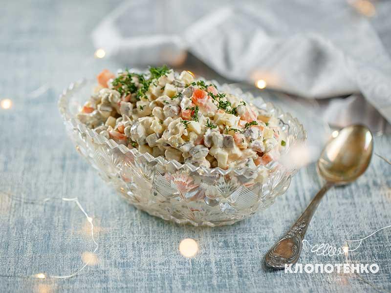 Клопотенко показал, как готовить бомбезный Оливье: вы будете удивлены ингредиентами