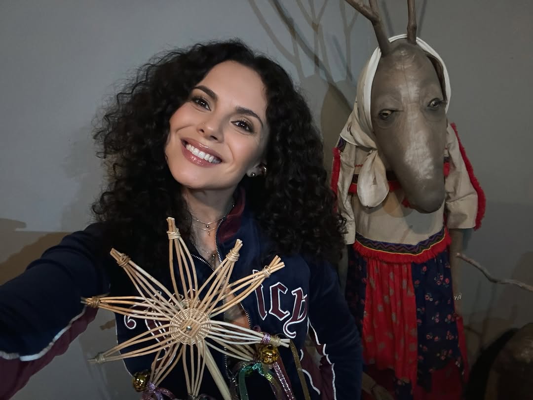 &quot;Миру нам усім&quot;. Осадча, Сумська та інші зірки зворушливо привітали українців із Різдвом