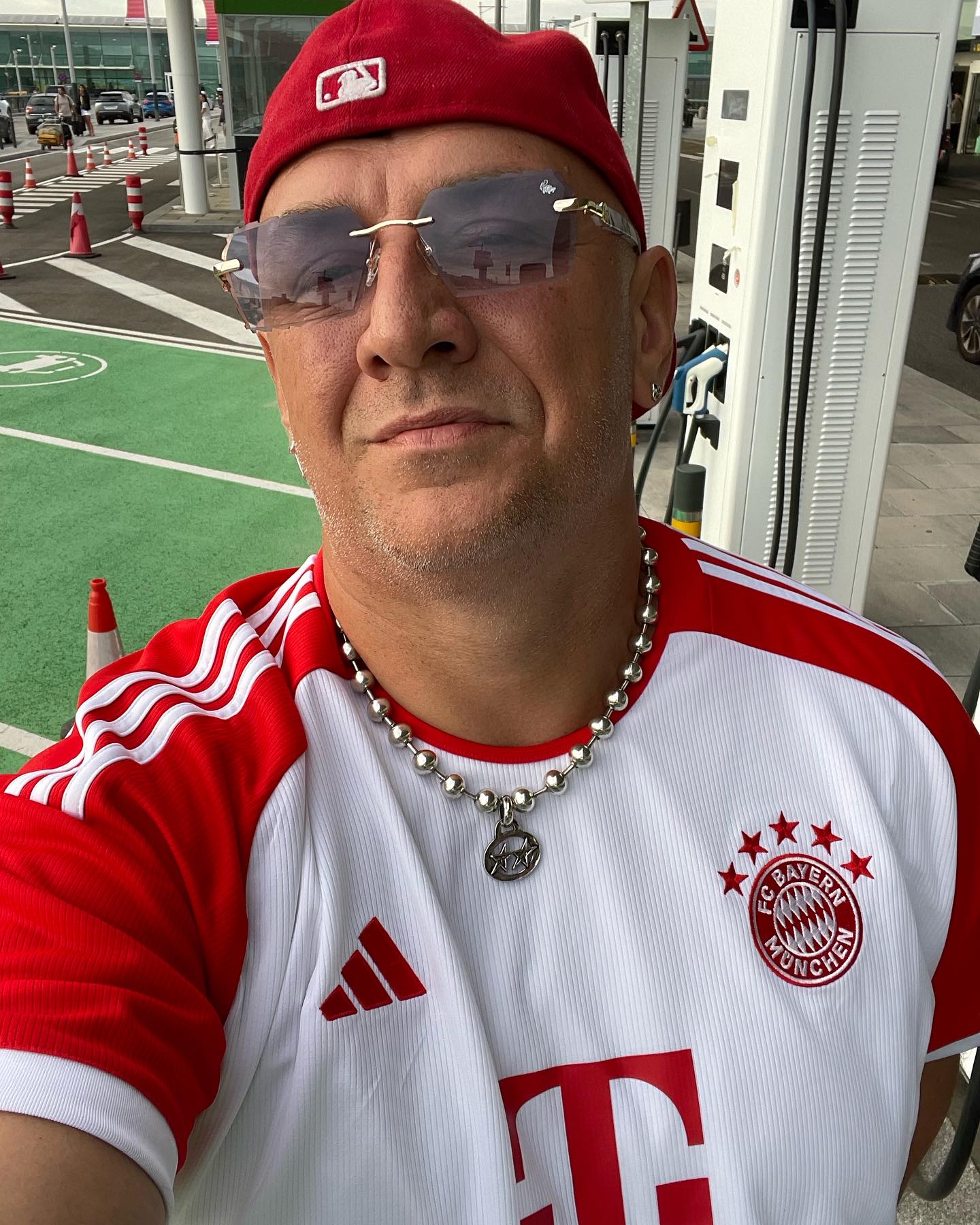 Потап заблокировал Мишель Андраде в соцсетях: вероятная причина