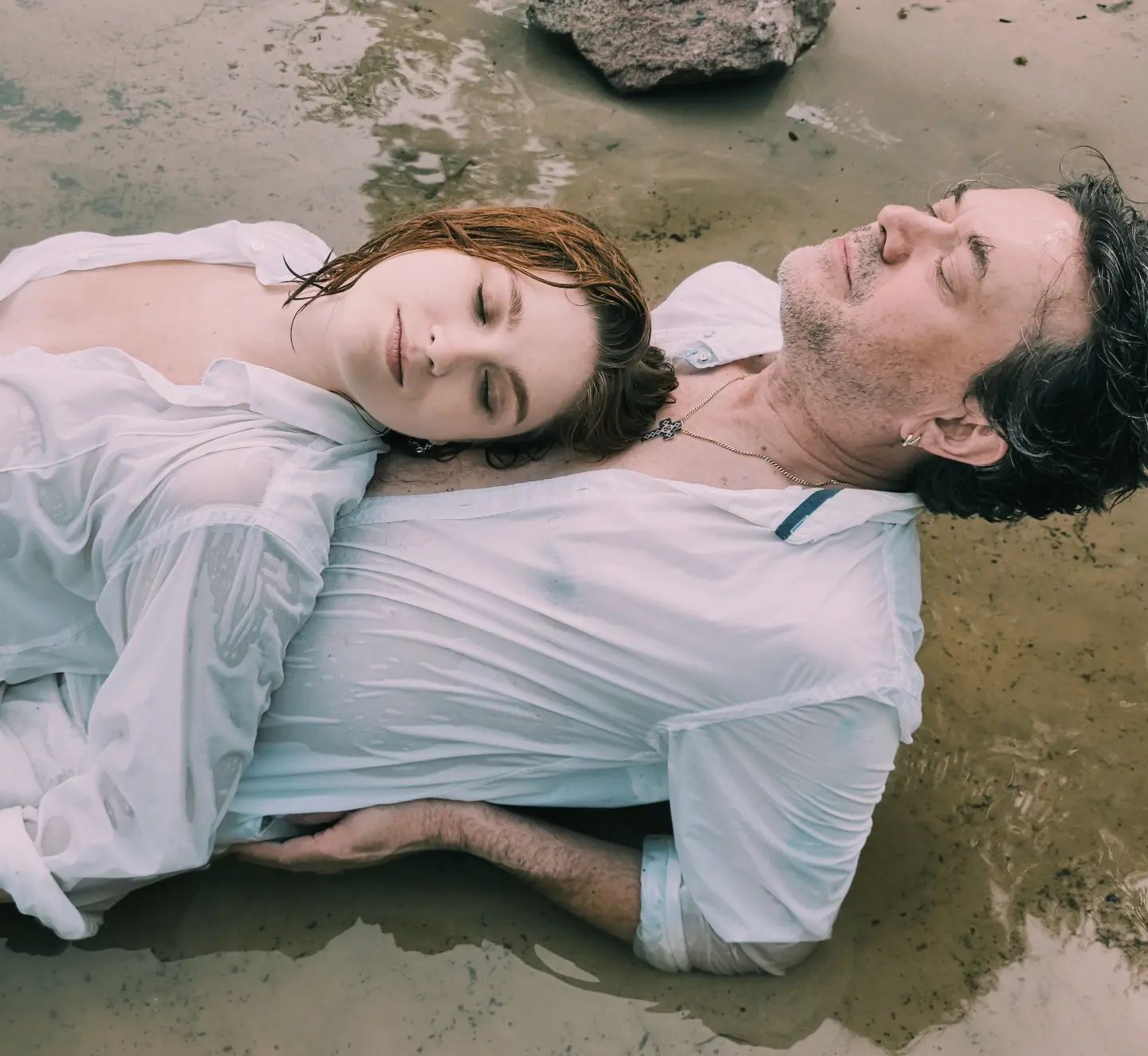 Остап Ступка подтвердил роман с младшей на 35 лет избранницей: что о ней известно