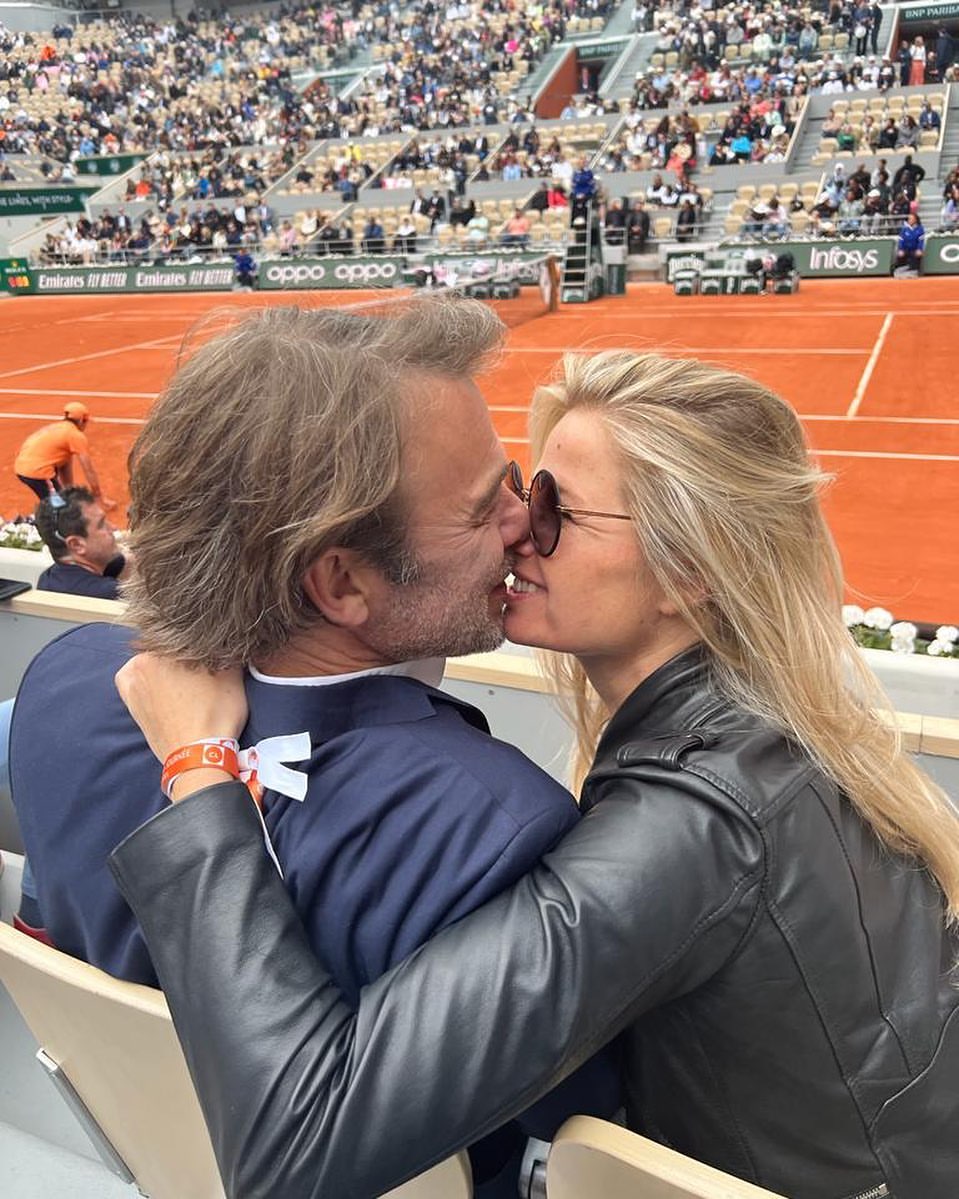 Как изменились Элен и Николя из культового сериала &quot;Элен и ребята&quot; (фото)