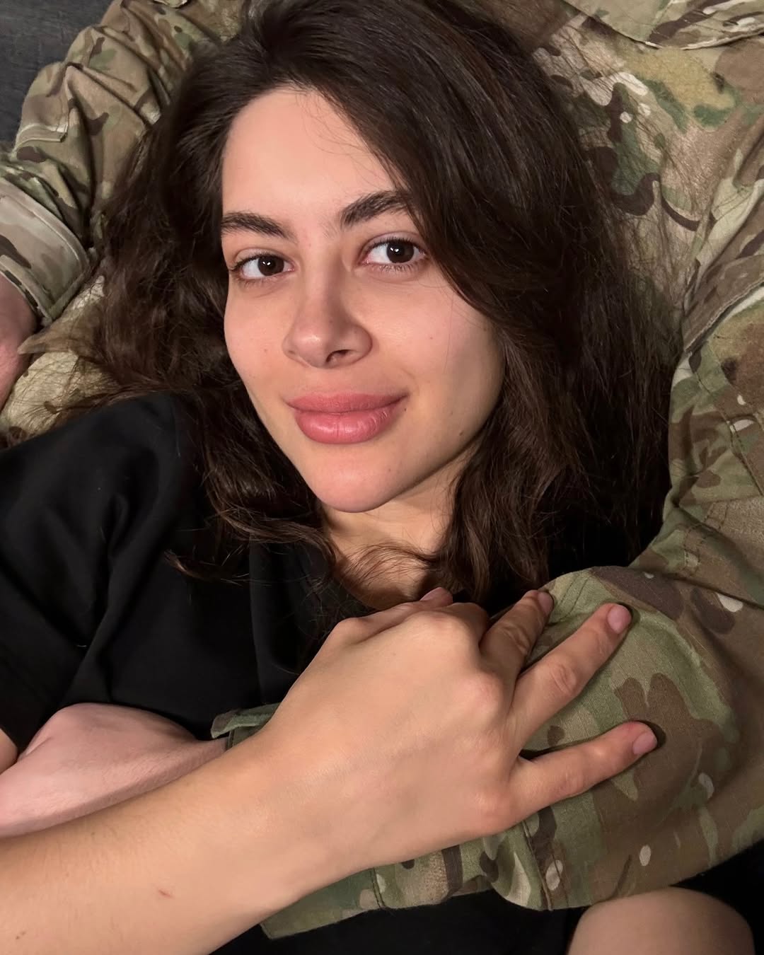 Раміна чесно зізналася, чи готова народити дитину від коханого-військового