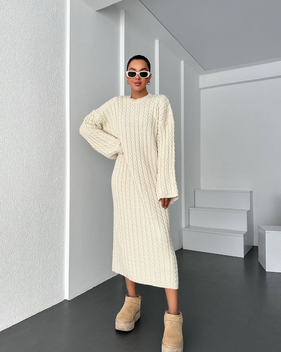 Які сукні носити взимку: прості та стильні варіанти