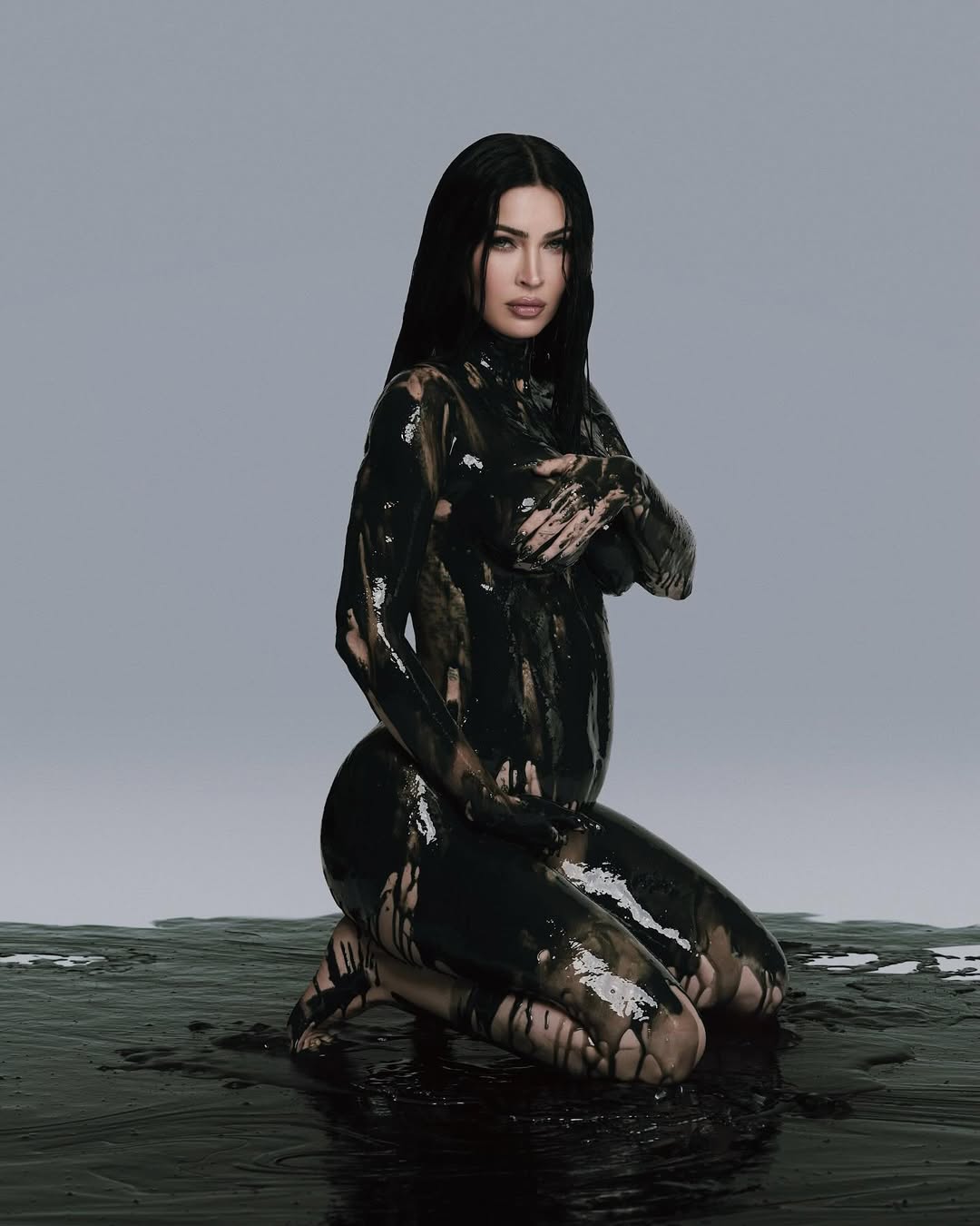 Меган Фокс бросила молодого жениха, от которого ждет ребенка - СМИ