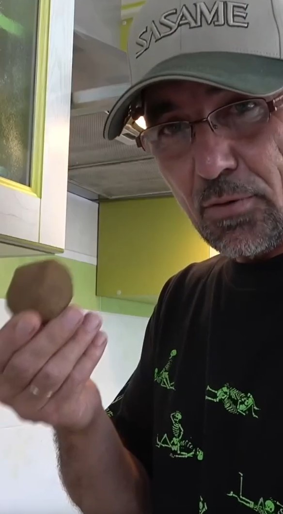 Дедовская наживка, с которой все караси и карпы будут ваши (рецепт)