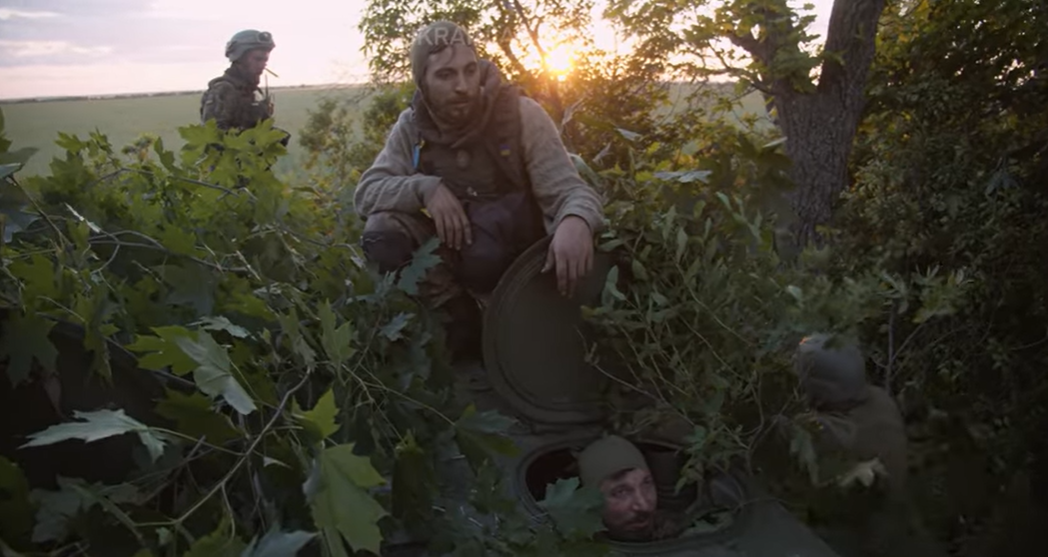 Отец и сын защищают Украину в одном подразделении на одной "Гвоздике": история семьи воинов