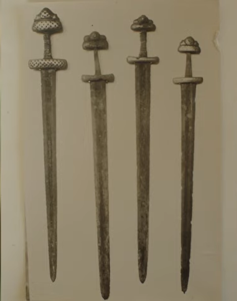 В музее &quot;Хортица&quot; рассказали о мече Святослава, найденном на месте последней битвы князя (видео)