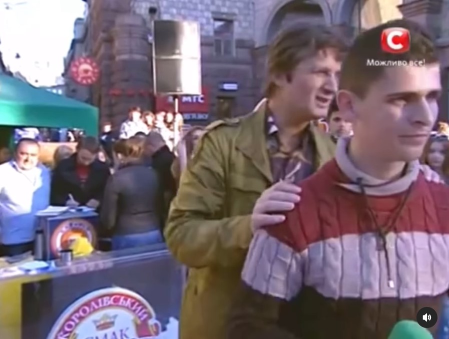 Довів усіх сліз. Як Ніколас Карма засвітився на &quot;Караоке на Майдані&quot; 10 років тому (відео)