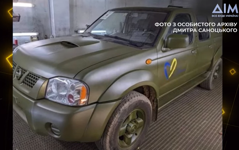 7-летняя украинка купила для воинов ВСУ 4 авто, дроны и Starlink, делая веночки (видео и фото)