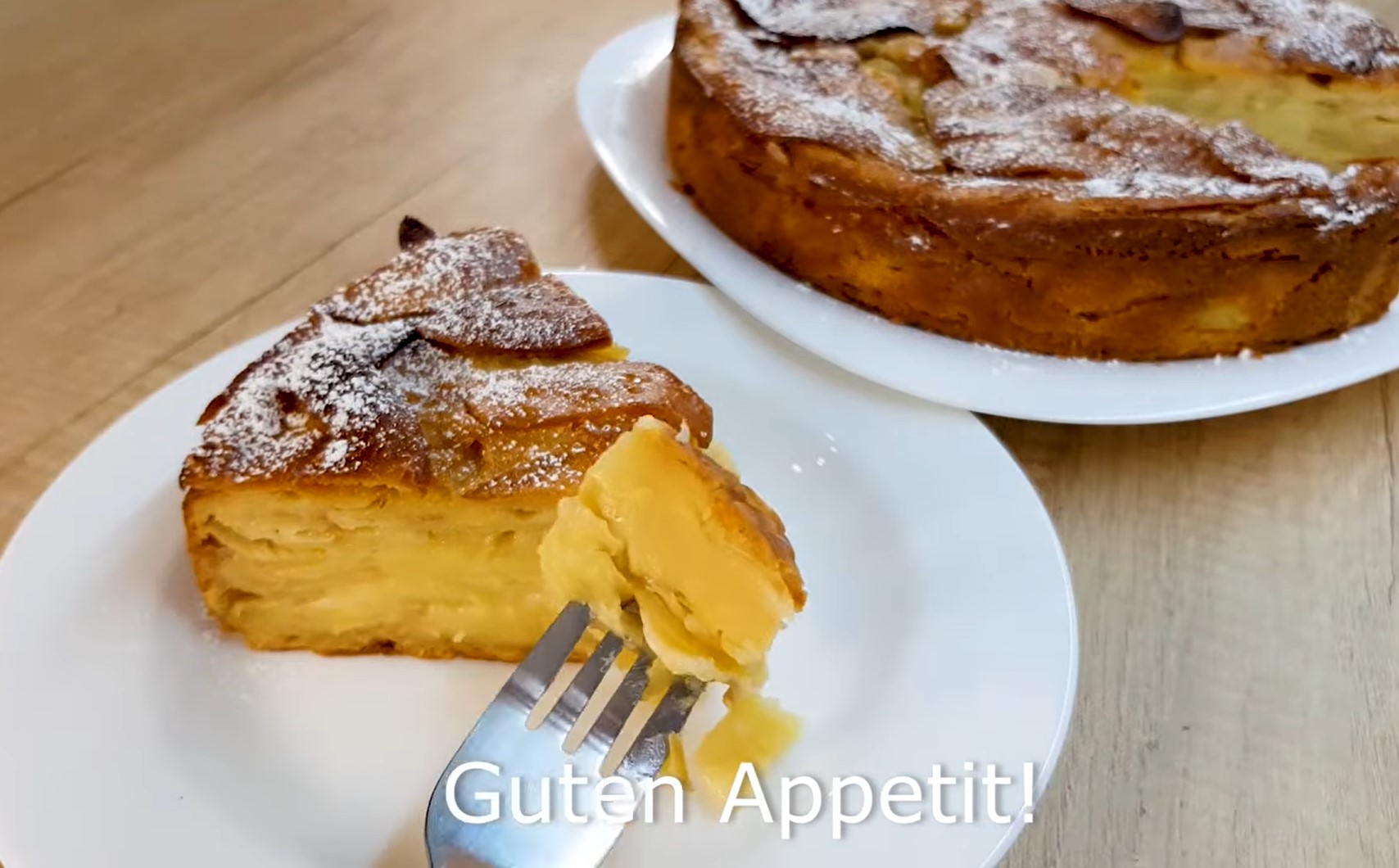 Французький яблучний пиріг, в якому яблук більше, ніж тіста: простий рецепт