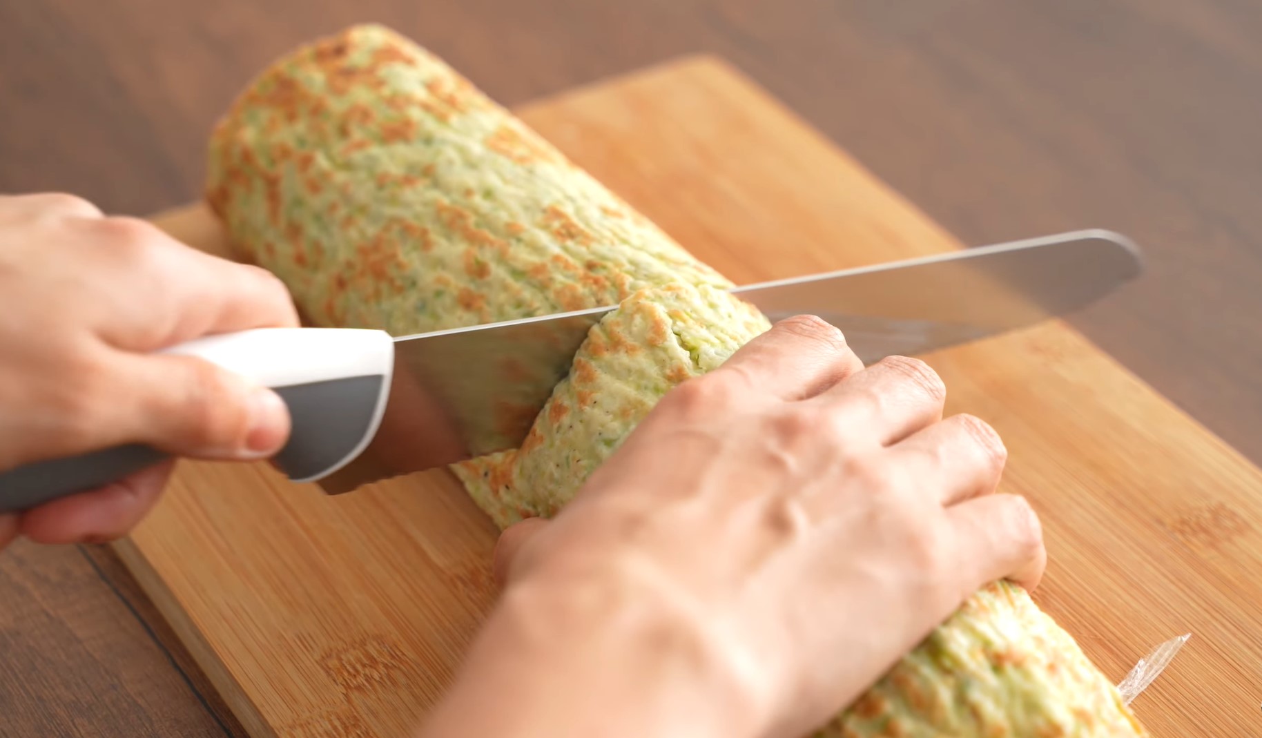 Бюджетная вкуснятина из кабачков: вы больше не будете их жарить