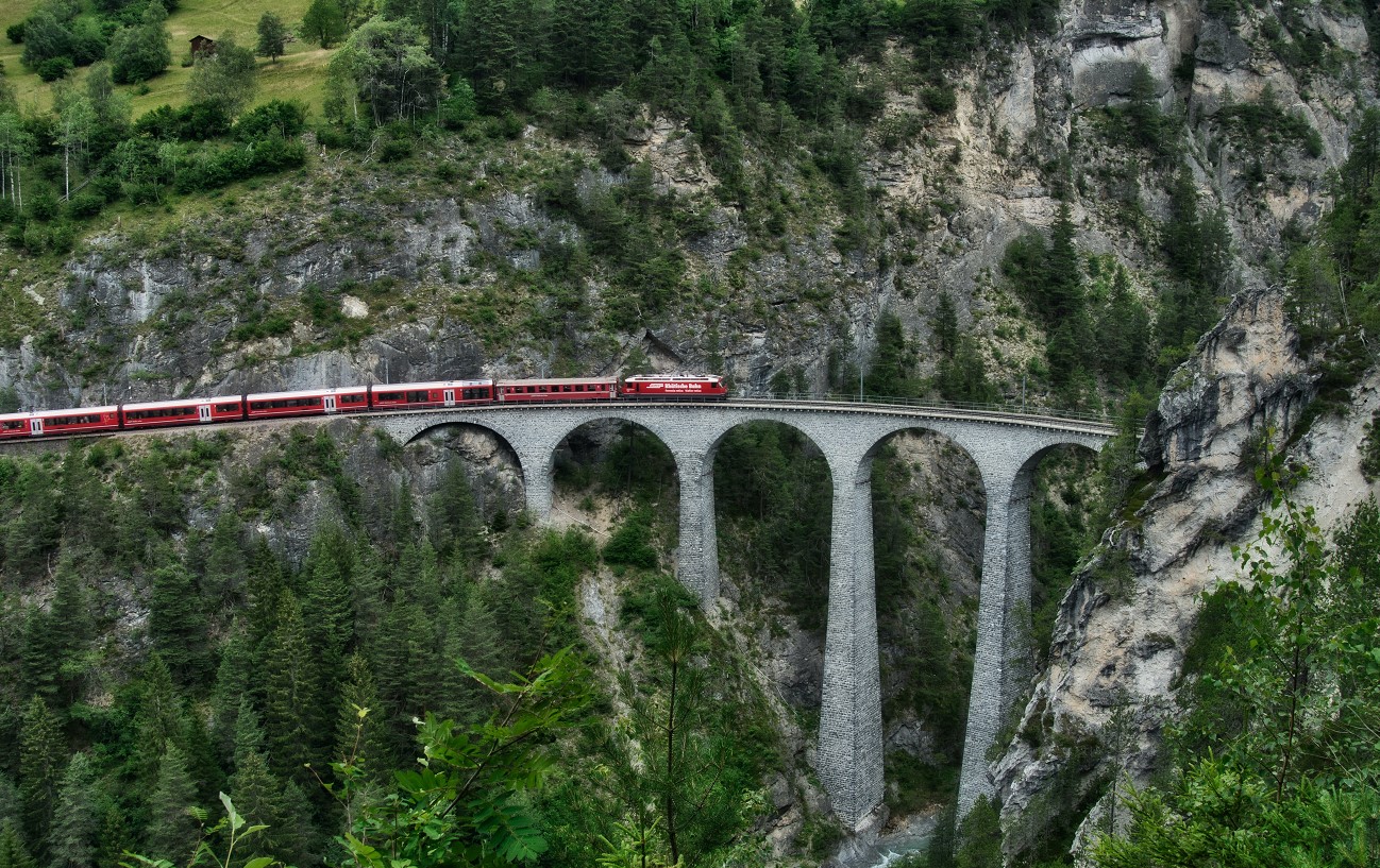 Ідеальна точність. Чому залізницю Швейцарії вважають найкращою у Європі