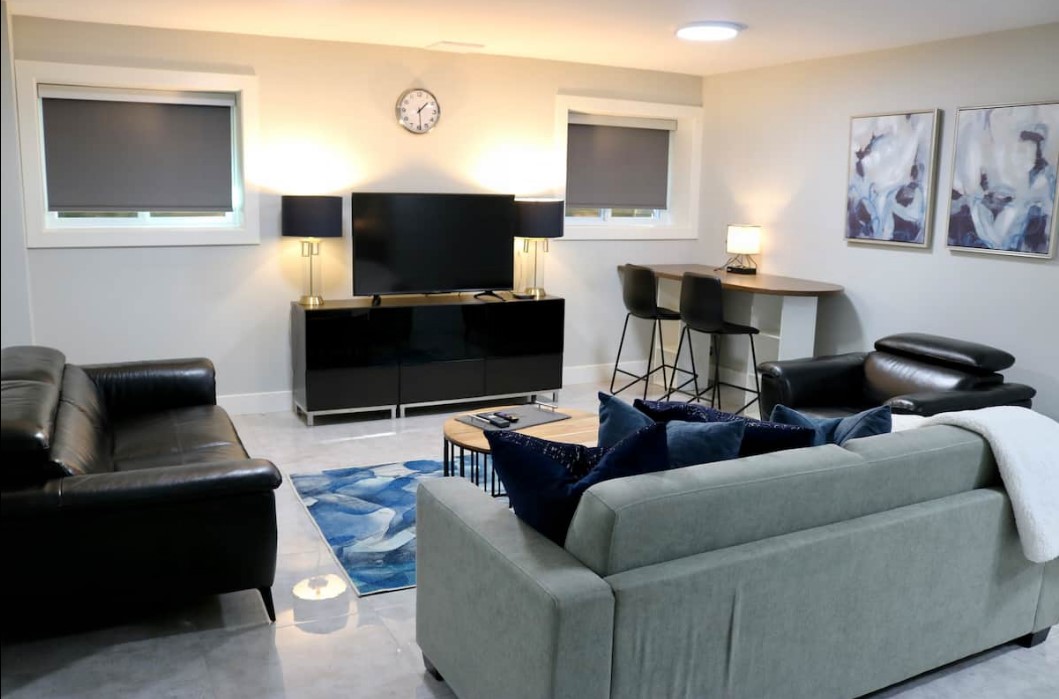 Дорога іміграція. Що треба знати про переїзд до Канади під час війни