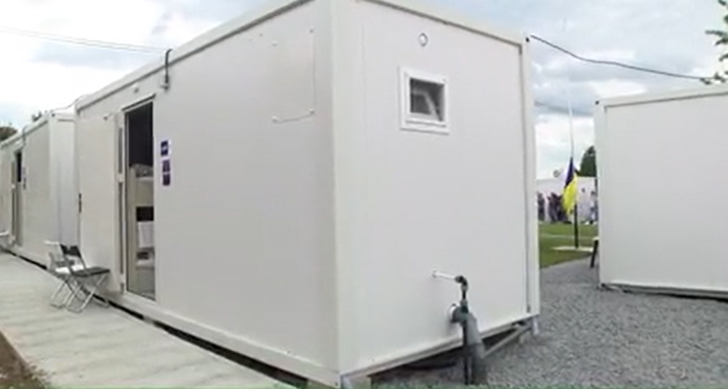 Как выглядит новый модульный городок для переселенцев под Львовом с домиками за 10 тысяч евро