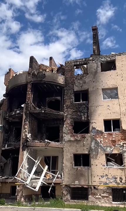 Лобода приїхала в рідний Ірпінь: &quot;що має статися, щоб українці таке пробачили?!&quot; (відео)