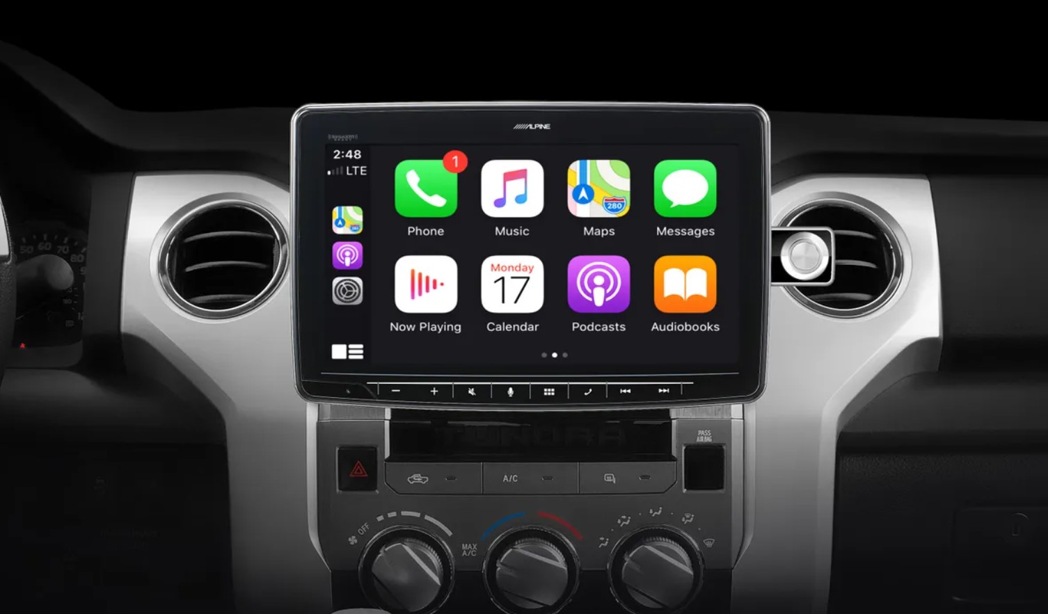 Как работает Apple CarPlay: ТОП-5 полезных приложений для каждого водителя
