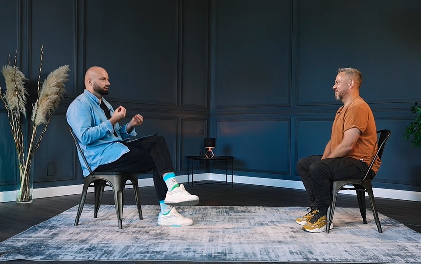 Фоззи из ТНМК объяснил, почему скрывает родных и планируют ли они возвращаться в Украину