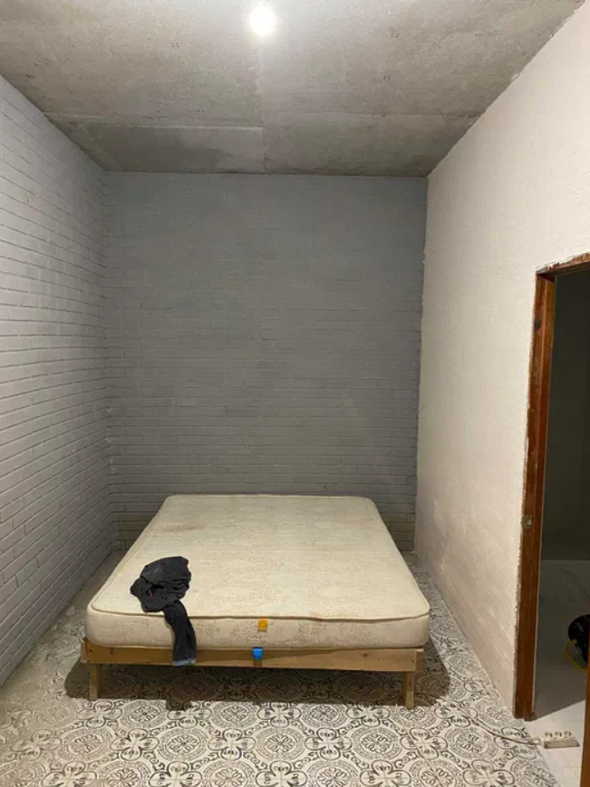 У Києві продають смарт-квартиру за півмільйона: 28 "квадратів", каналізація через сололіфт (фото)