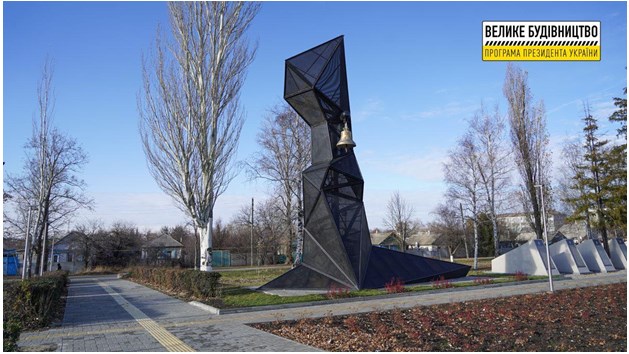 В сети показали, как после реставрации выглядит мемориал &quot;Украина-освободителям&quot; в Меловом