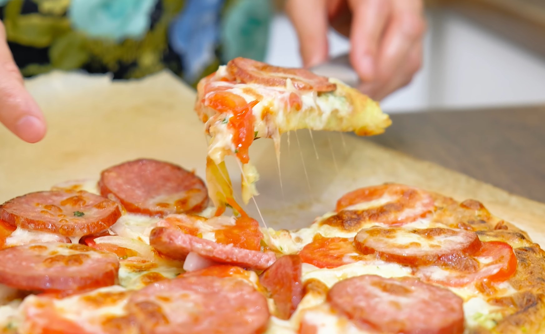 Сочная пицца из кабачков: приготовьте раз и влюбитесь в этот рецепт!