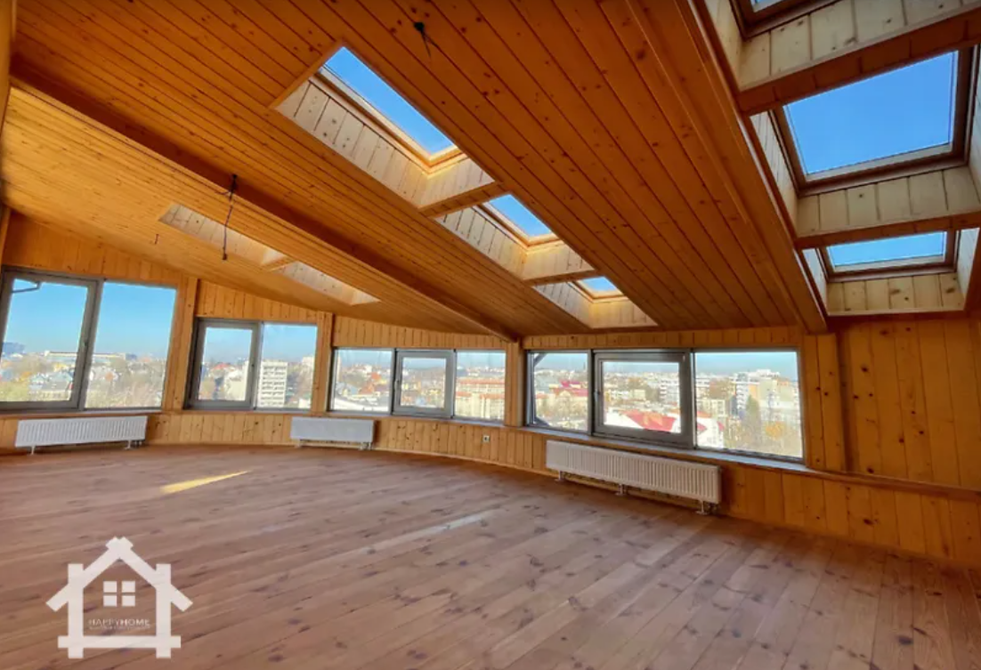 Во Львове за 37 миллионов продают VIP-квартиру с "хорошим видом": как выглядит жилье