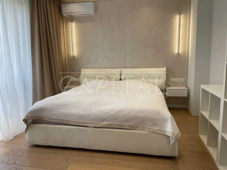 Даша Квиткова продает свой крутой дом на OLX: его цена может шокировать