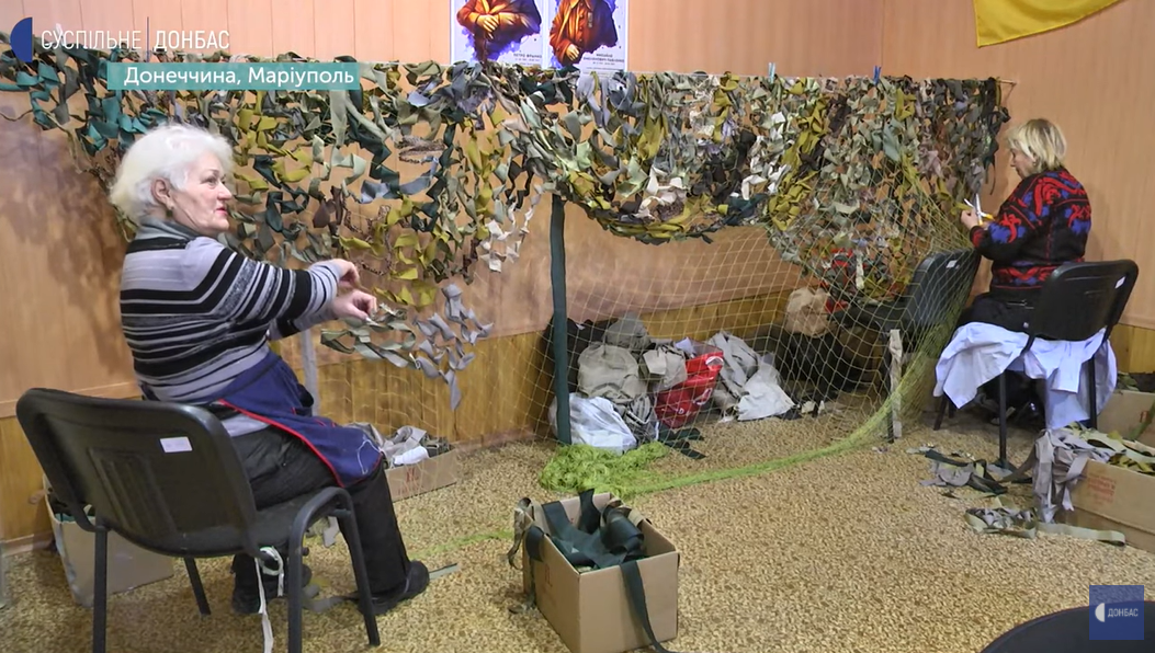 &quot;В українців - ген опору&quot;: бабуся з Маріуполя освоїла автомат і прославилася на весь світ