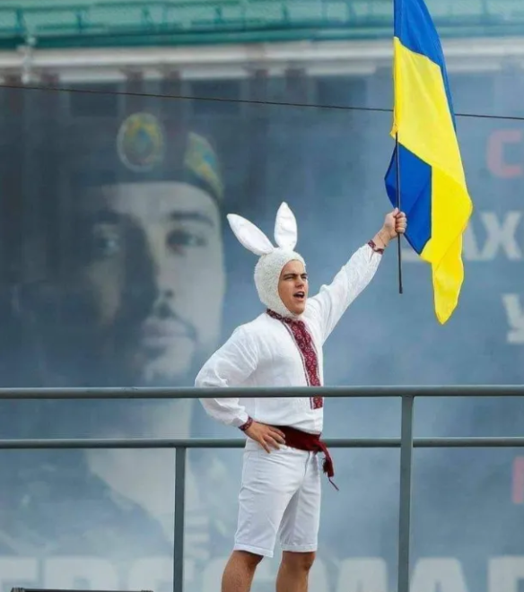 "Я плакал". Звезда "Х-Фактора" признался, почему больше не работает в команде Верки Сердючки