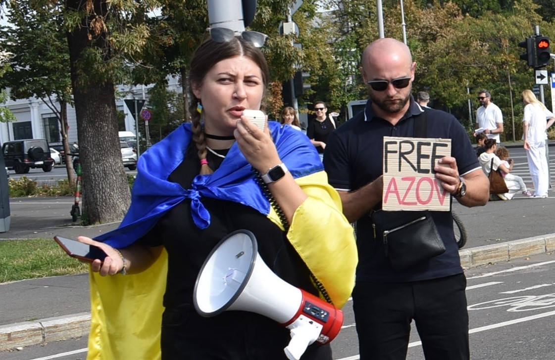 &quot;Не маємо права мовчати&quot;: на мітингу в Бухаресті нагадали про жертв російського полону