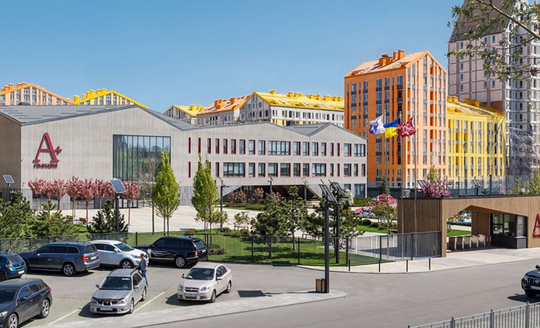 Скляний міст, Рошен і приватна школа: сім проектів з Києва стали номінантами європейської премії