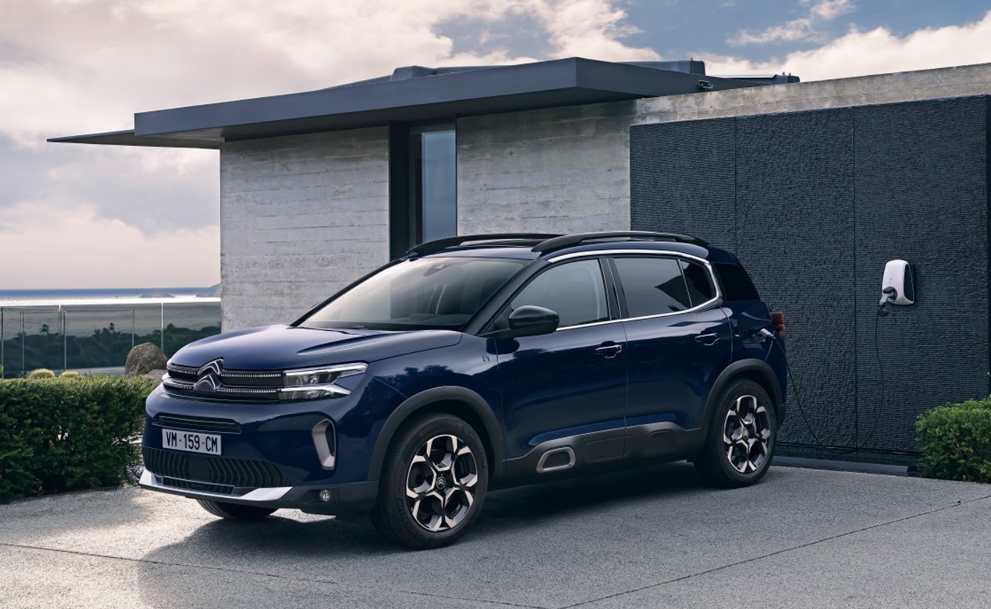 Названы ТОП-5 лучших кроссоверов 2023 года