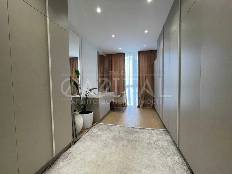 Даша Квиткова продает свой крутой дом на OLX: его цена может шокировать