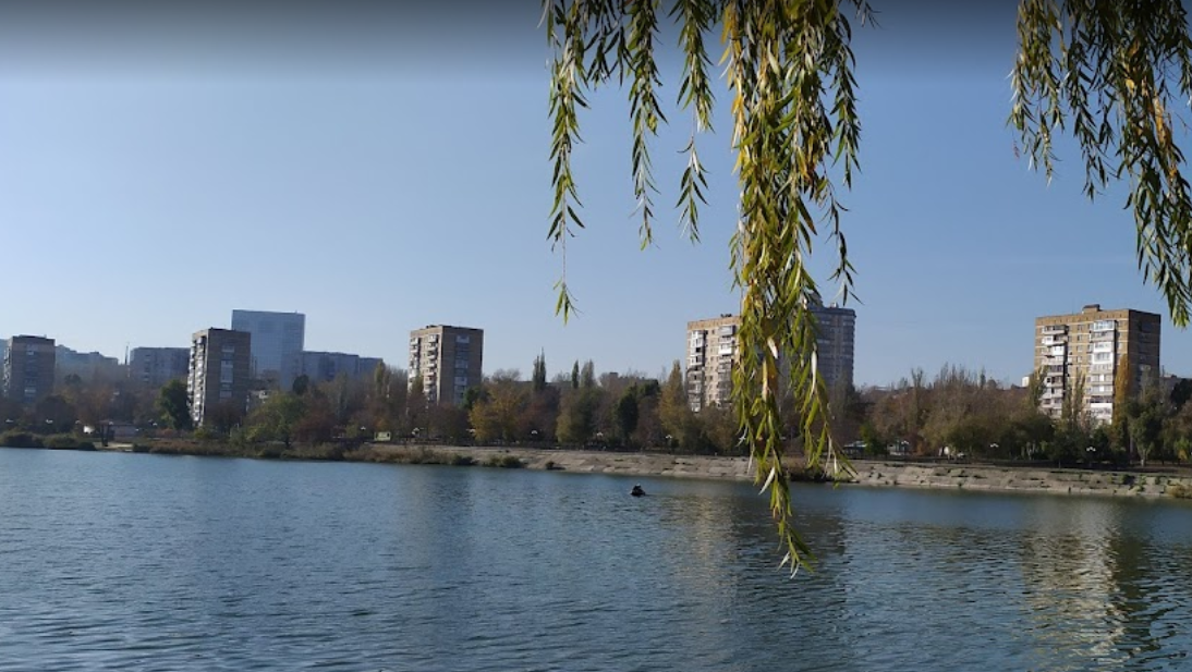 Новые фото и видео разрушенного Мариуполя. Сравните с городами, которые &quot;бомбили 8 лет&quot;