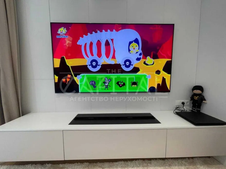 Даша Квиткова продает свой крутой дом на OLX: его цена может шокировать