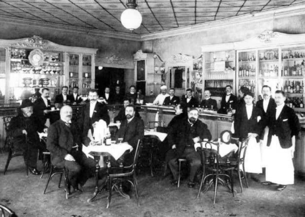 Деликатесы с пармезаном и гречневая "лемішка": что ели украинцы 100 лет назад