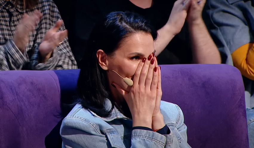 Зустрічали стоячи та з оплесками. Після повернення на &quot;Лігу сміху&quot; Віктор Розовий довів глядачів до сліз (відео)