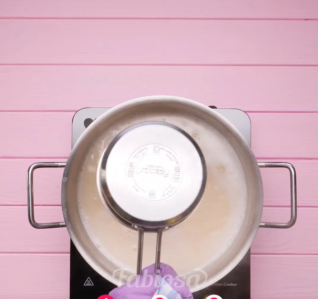 Три супертрюка, чтобы отчистить посуду от застарелого нагара