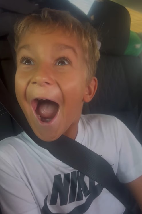 Шаманская впервые с начала войны вернула сына домой из США: эмоциональное видео