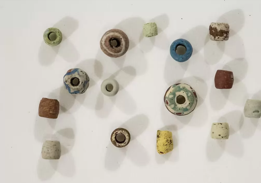 Археологи обнаружили в могилах уникальные украшения. Им 1500 лет! (фото)