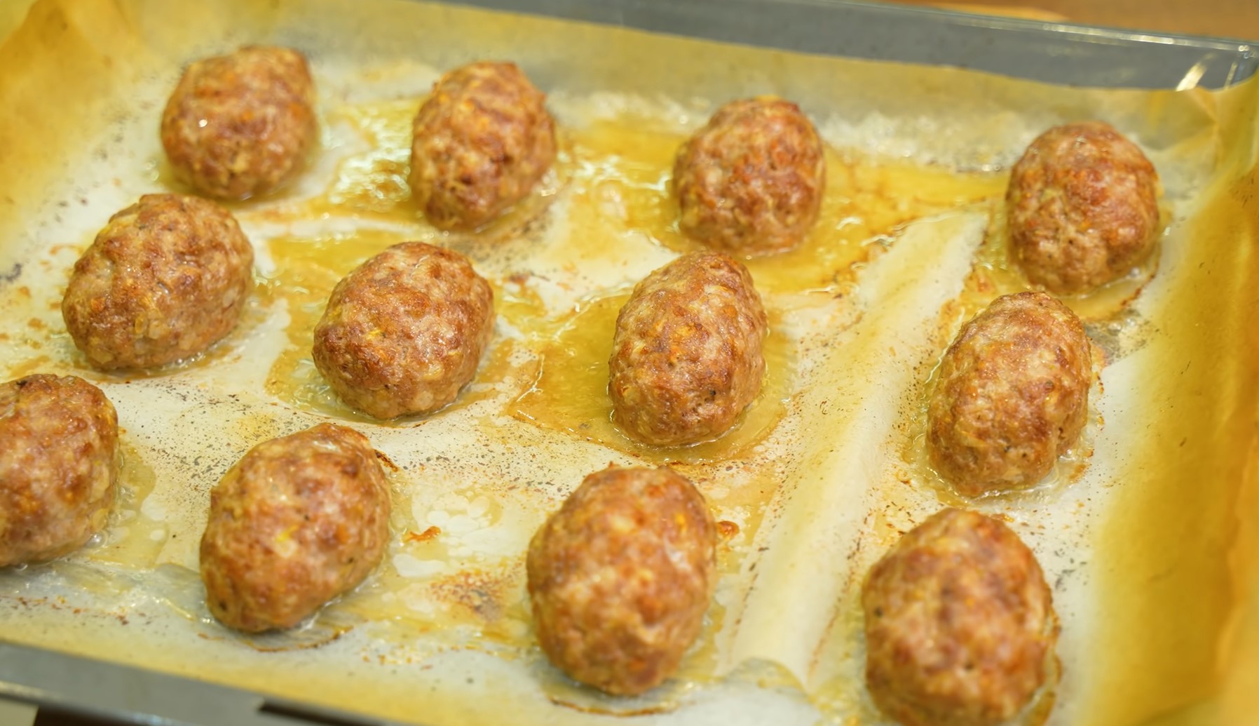 Простой способ обжарки, который сделает ваши котлеты пышными, сочными и румяными