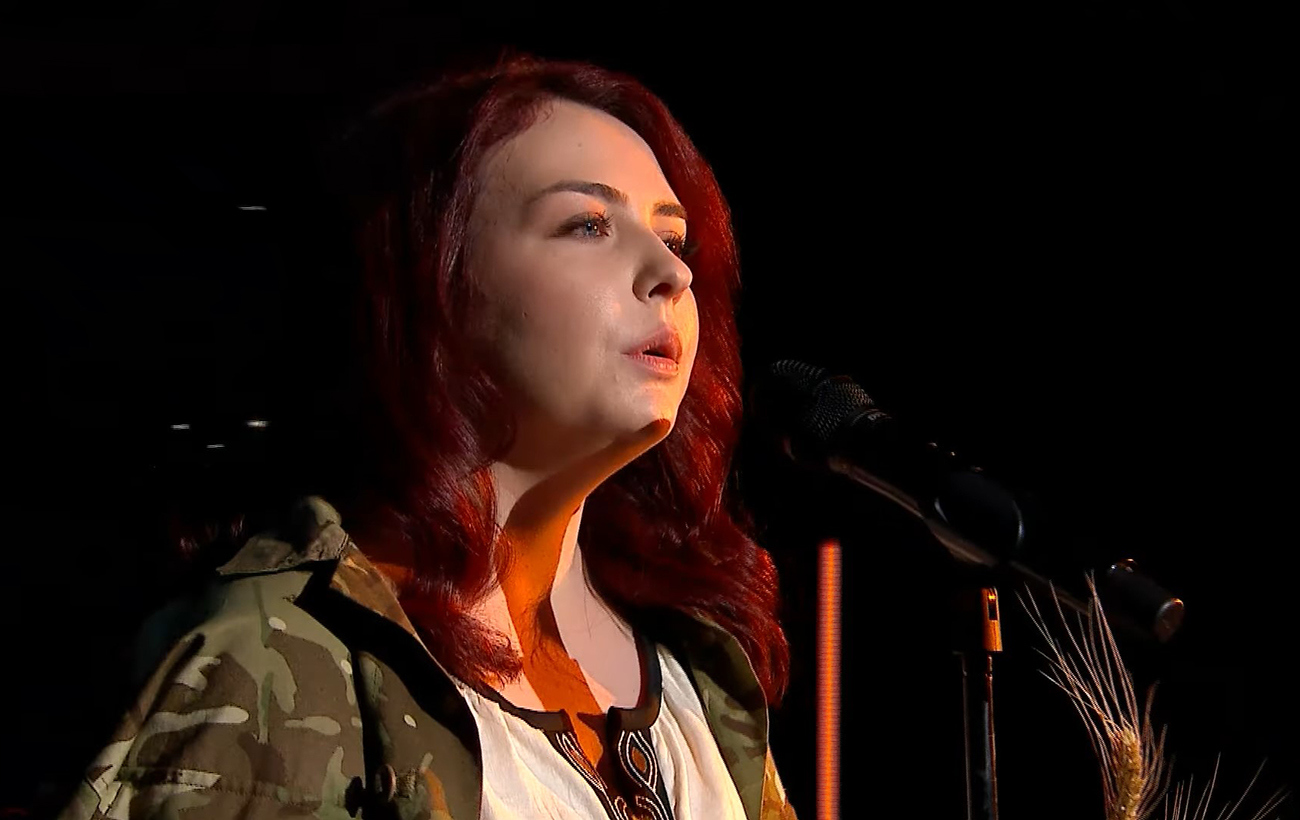 &quot;Пташка&quot; из Азовстали выступила на &quot;Голосі країни&quot; и довела до слез украинцев (видео)