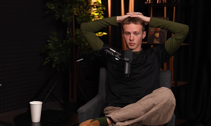 Блогер Паша Бумчик після втечі за кордон згадав про військових: &quot;Я їх поважаю&quot;